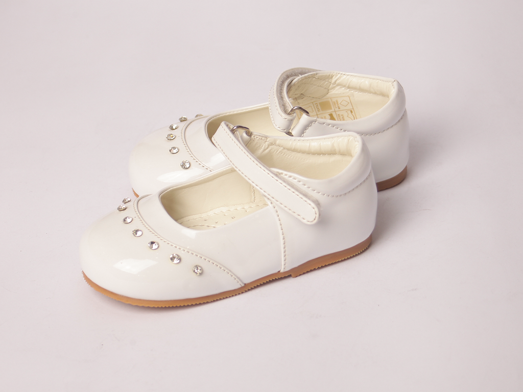 White Fairy Shoe girls shoe toe detail — Little Giants