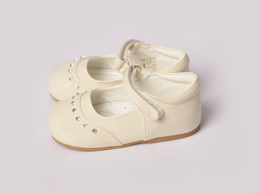 Cream Fairy Shoe girls shoe toe detail — Little Giants