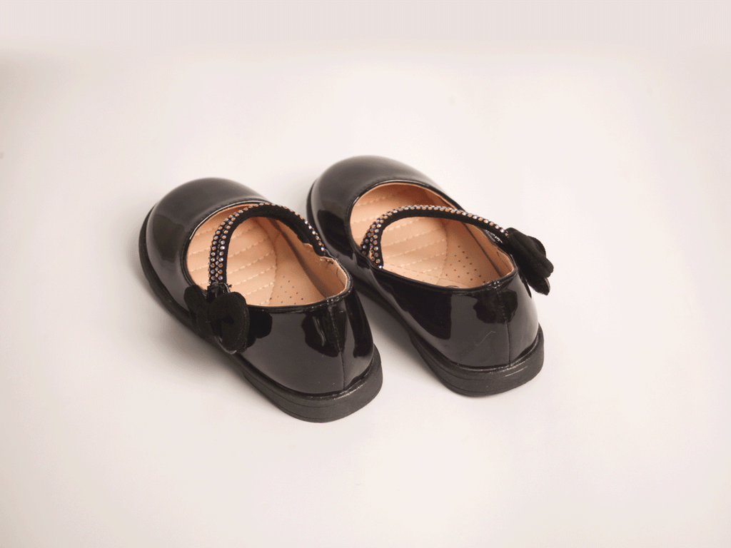 Black Multicolor Strap Shoe girls shoe toe detail — Little Giants