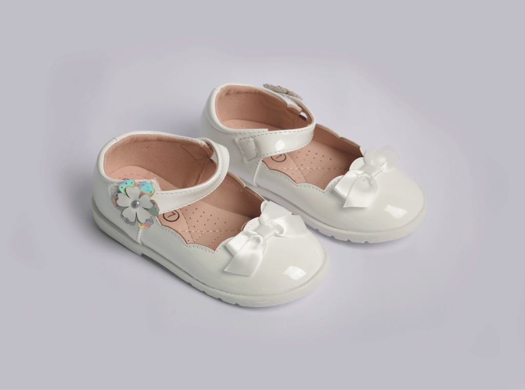 KELSI FLOWER STRAP WHITE